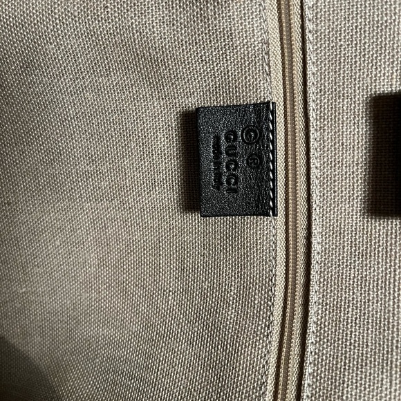 Gucci tote bag.  Brand new never used. - Picture 5 of 12